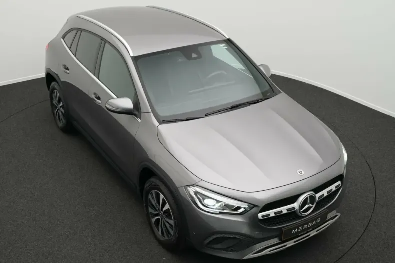 Mercedes-Benz GLA 180 din 2021 cu 97.556 km - oferta MER152989 - foto 6