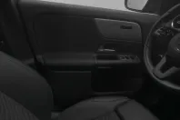 Mercedes-Benz GLA 180 din 2021 cu 97.556 km - oferta MER152989 - foto 17