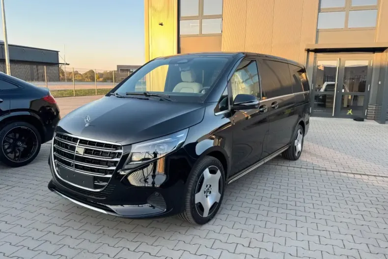 Mercedes-Benz V 300 din 2025 cu 10 km - oferta MER152990 - foto 1