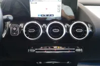 Mercedes-Benz GLA 180 din 2022 cu 100.000 km - oferta MER152991 - foto 17