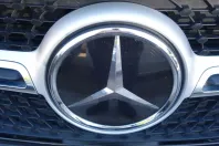 Mercedes-Benz GLA 180 din 2022 cu 100.000 km - oferta MER152991 - foto 29