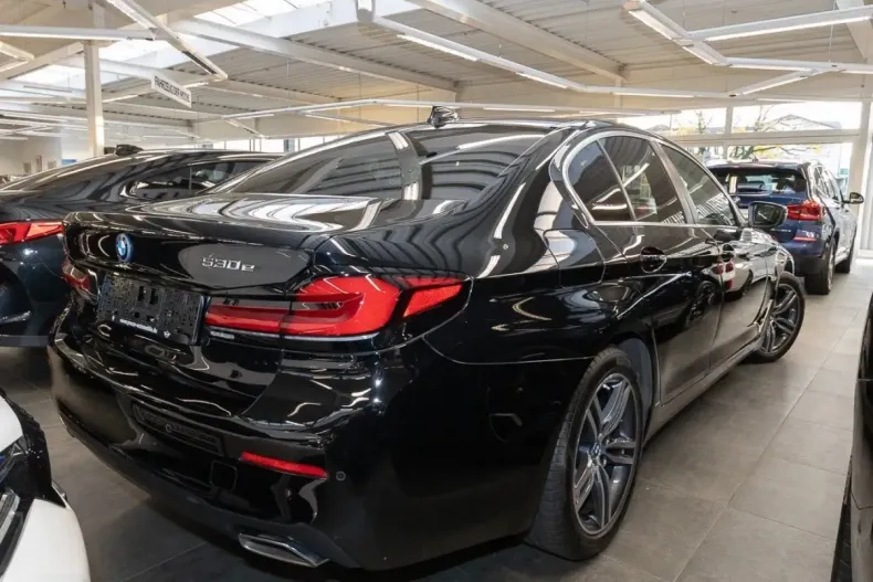 BMW 530 din 2022 cu 79.072 km - oferta BMW152992 - foto 2