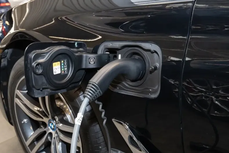 BMW 530 din 2022 cu 79.072 km - oferta BMW152992 - foto 4