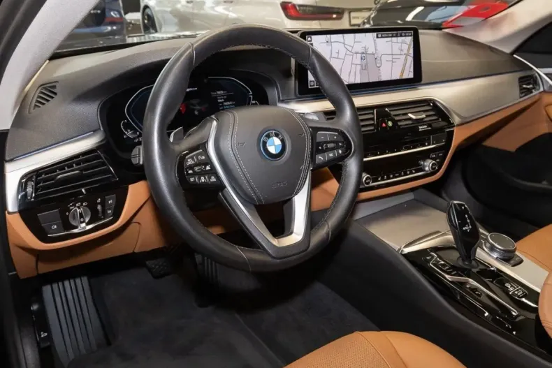 BMW 530 din 2022 cu 79.072 km - oferta BMW152992 - foto 5