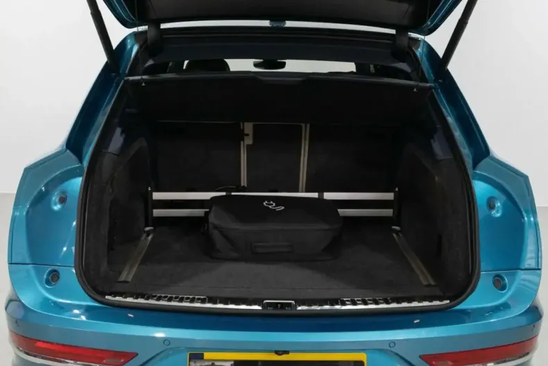 Bentley Bentayga din 2024 cu 6.178 km - oferta BEN152993 - foto 13