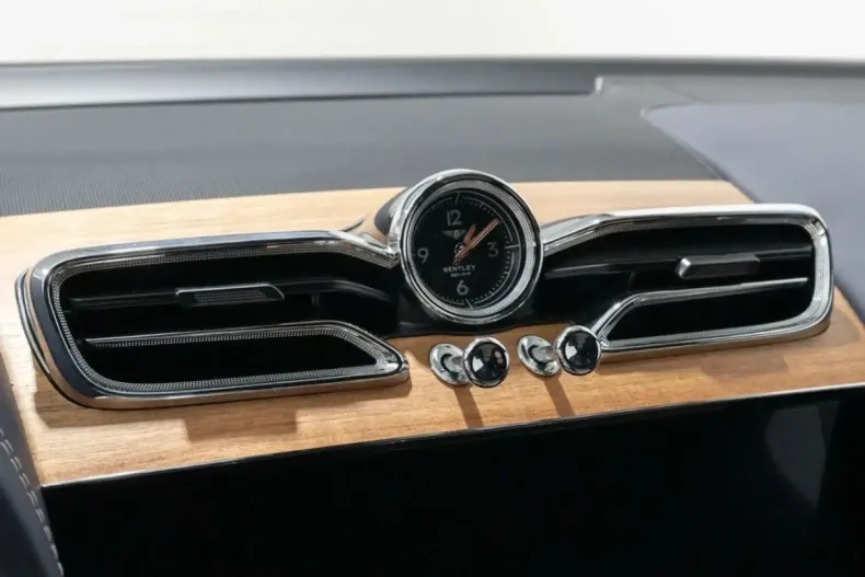 Bentley Bentayga din 2024 cu 6.178 km - oferta BEN152993 - foto 21