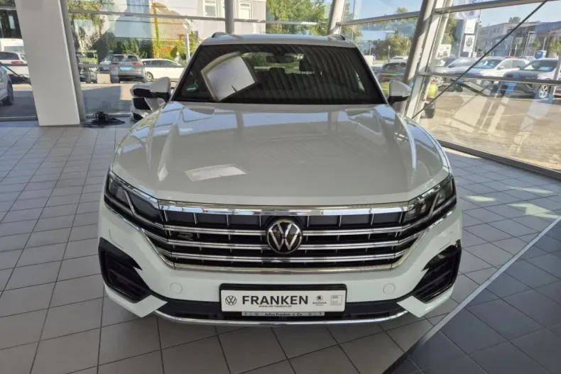 Volkswagen Touareg din 2022 cu 87.822 km - oferta VOL152997 - foto 2