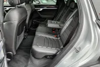 Volkswagen Touareg din 2022 cu 82.870 km - oferta VOL152999 - foto 13