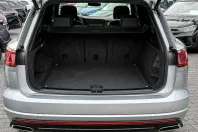 Volkswagen Touareg din 2022 cu 82.870 km - oferta VOL152999 - foto 14