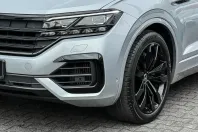 Volkswagen Touareg din 2022 cu 82.870 km - oferta VOL152999 - foto 17