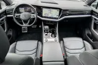 Volkswagen Touareg din 2022 cu 82.870 km - oferta VOL152999 - foto 21