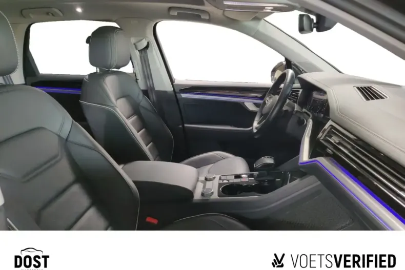 Volkswagen Touareg din 2022 cu 80.586 km - oferta VOL153001 - foto 6