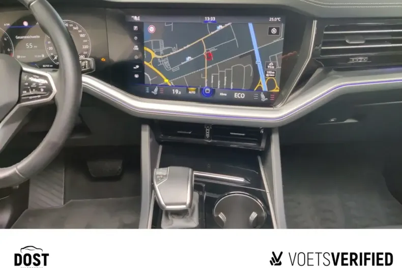 Volkswagen Touareg din 2022 cu 80.586 km - oferta VOL153001 - foto 8