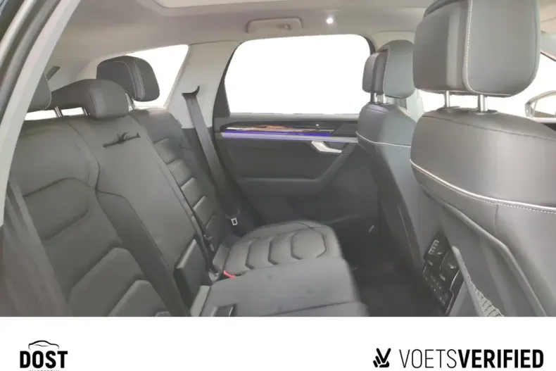 Volkswagen Touareg din 2022 cu 80.586 km - oferta VOL153001 - foto 13