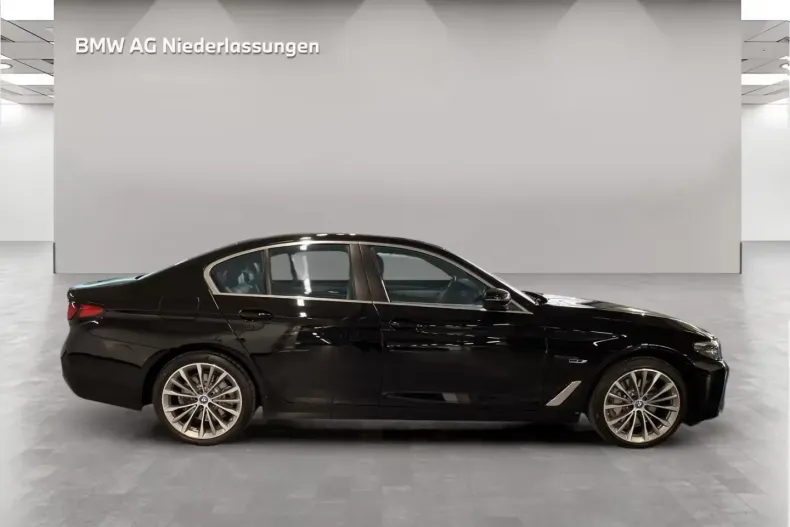 BMW 520 din 2022 cu 77.958 km - oferta BMW153002 - foto 2