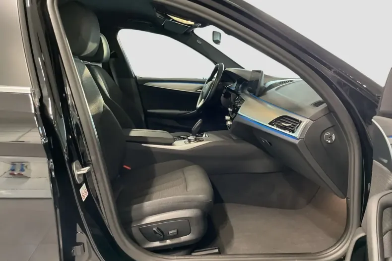 BMW 520 din 2022 cu 77.958 km - oferta BMW153002 - foto 8