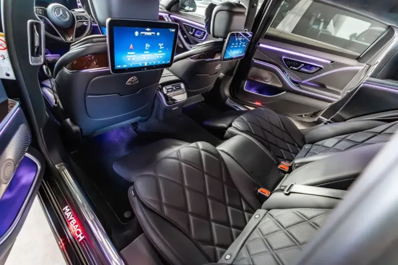 Mercedes-Benz S 680 din 2024 cu 10.977 km - oferta MER153016 - foto 11