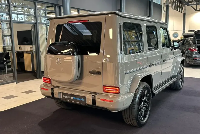 Mercedes-Benz G 580 din 2024 cu 8.400 km - oferta MER153024 - foto 4