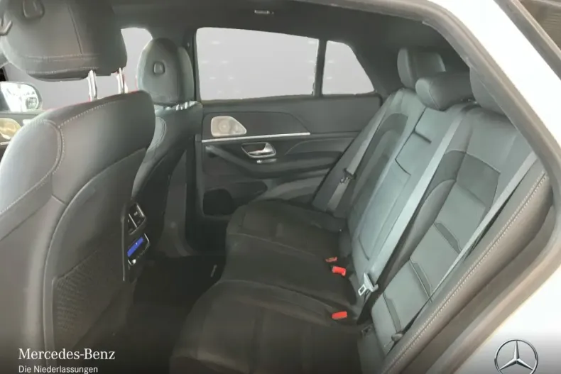 Mercedes-Benz GLE 53 AMG din 2025 cu 19.459 km - oferta MER153027 - foto 9