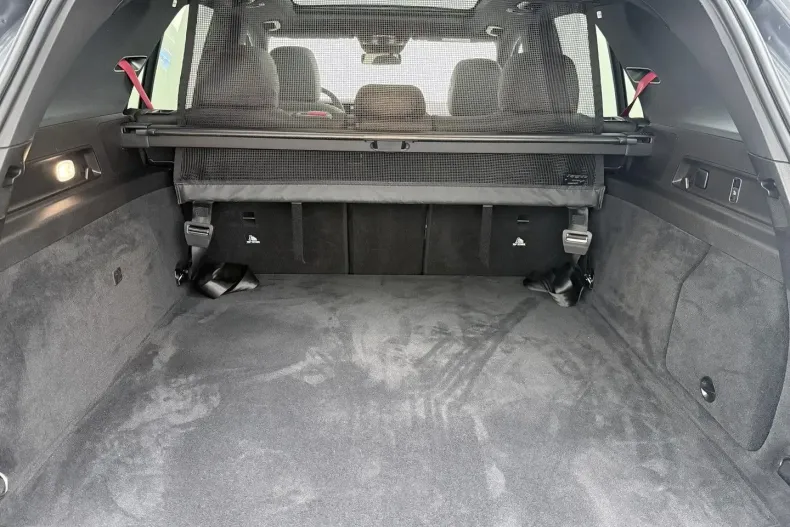 Mercedes-Benz GLE 53 AMG din 2025 cu 15.388 km - oferta MER153028 - foto 16