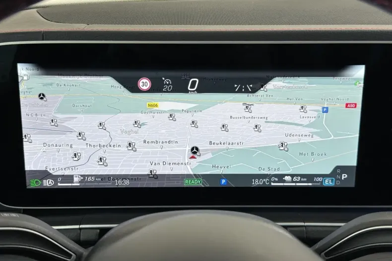 Mercedes-Benz GLE 53 AMG din 2025 cu 15.388 km - oferta MER153028 - foto 37