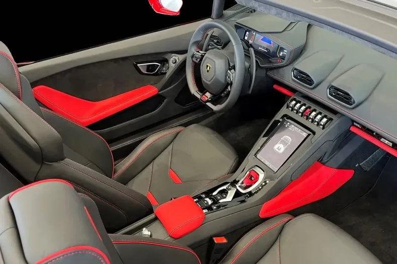 Lamborghini Huracán din 2024 cu 3.990 km - oferta LAM153031 - foto 8