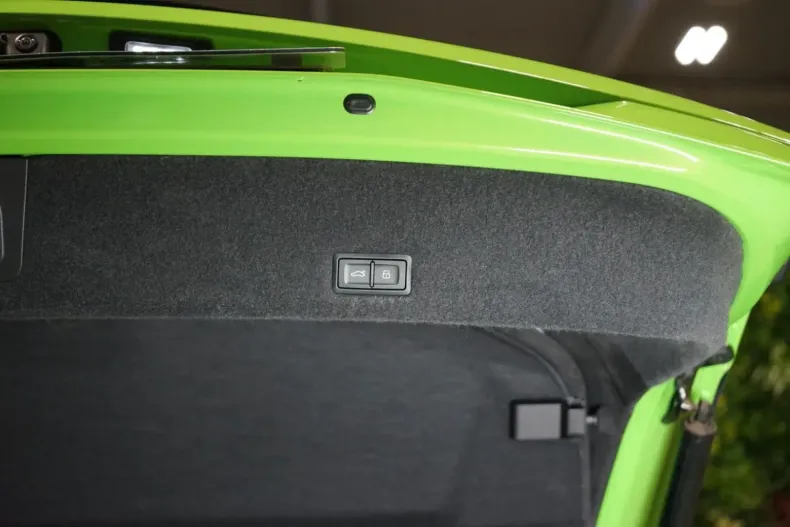 Lamborghini Urus din 2023 cu 36.945 km - oferta LAM153032 - foto 19