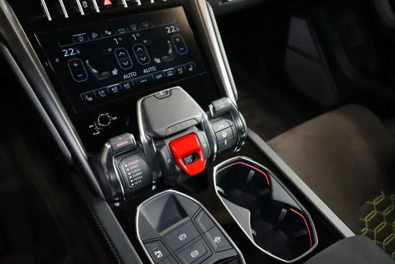 Lamborghini Urus din 2023 cu 36.945 km - oferta LAM153032 - foto 26