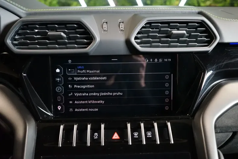 Lamborghini Urus din 2023 cu 36.945 km - oferta LAM153032 - foto 39