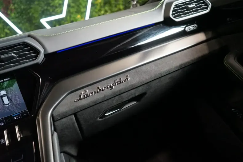 Lamborghini Urus din 2023 cu 36.945 km - oferta LAM153032 - foto 45