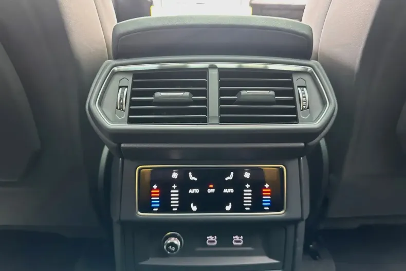 Lamborghini Urus din 2022 cu 40.800 km - oferta LAM153033 - foto 18