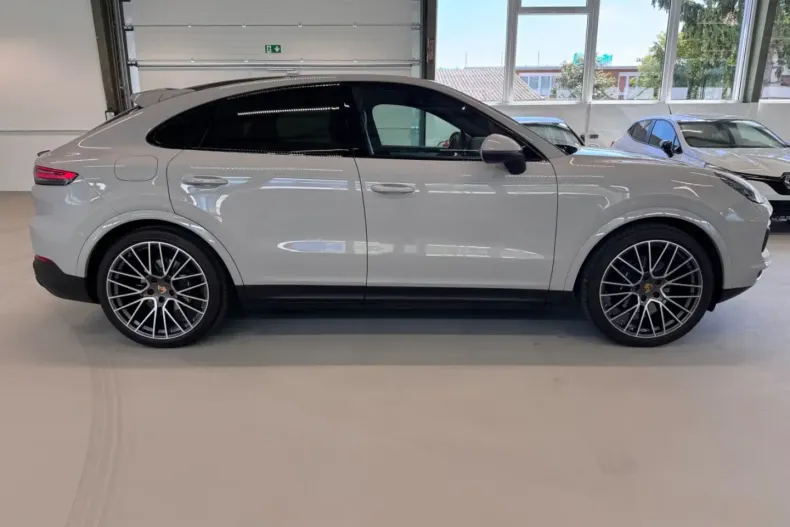 Porsche Cayenne din 2023 cu 32.000 km - oferta POR153036 - foto 6