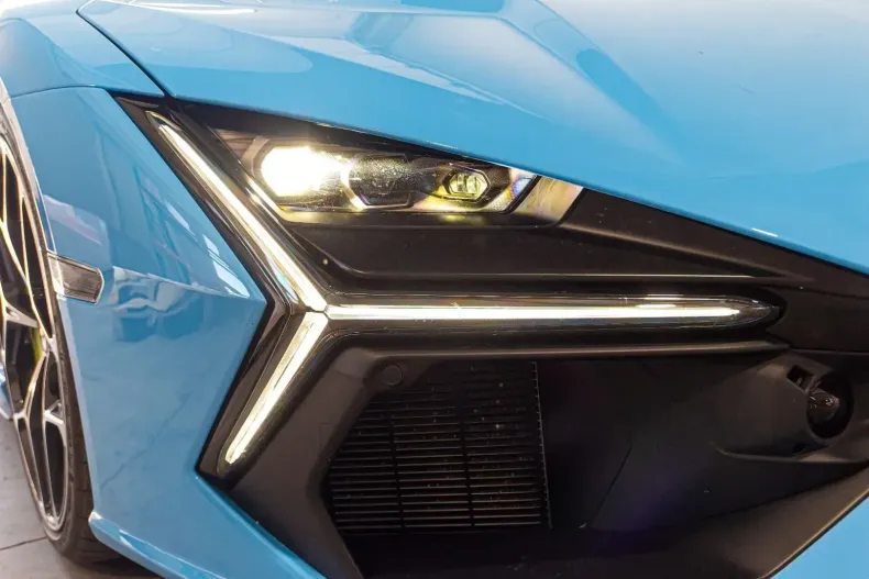 Lamborghini Revuelto din 2024 cu 3.100 km - oferta LAM153039 - foto 11