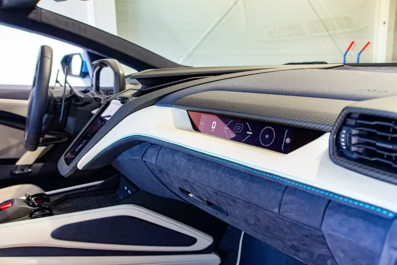 Lamborghini Revuelto din 2024 cu 3.100 km - oferta LAM153039 - foto 18