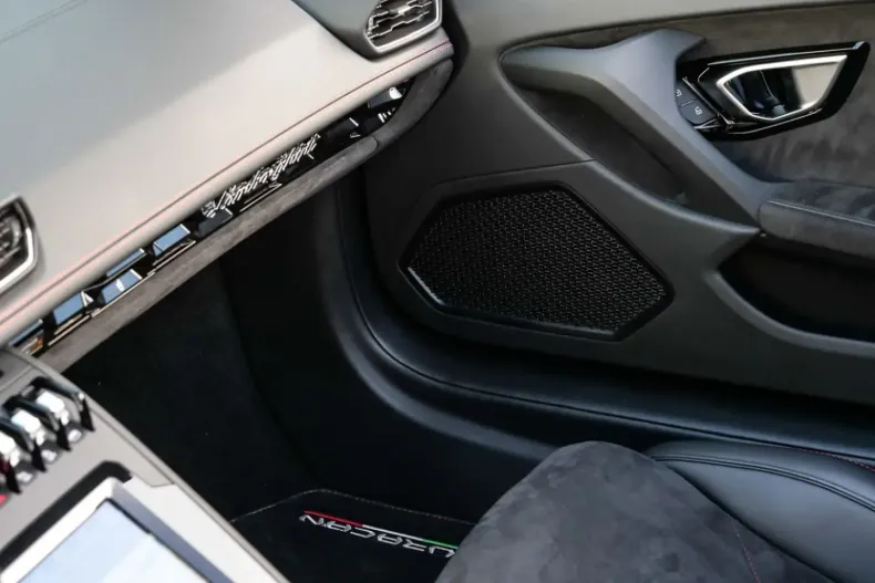 Lamborghini Huracán din 2021 cu 7.030 km - oferta LAM153041 - foto 28