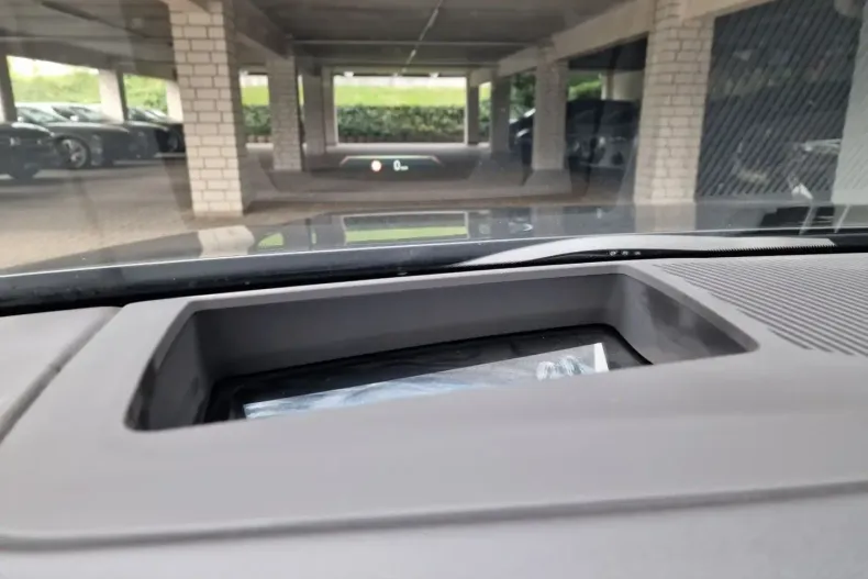 BMW 520 din 2024 cu 21.855 km - oferta BMW153047 - foto 19