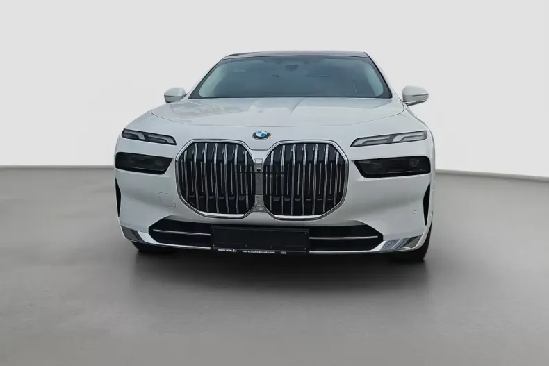 BMW 740 din 2024 cu 38.200 km - oferta BMW153057 - foto 3