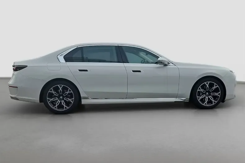 BMW 740 din 2024 cu 38.200 km - oferta BMW153057 - foto 8