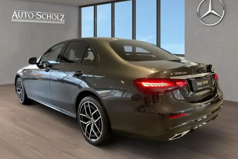 Mercedes-Benz E 300 din 2021 cu 76.403 km - oferta MER153058 - foto 10