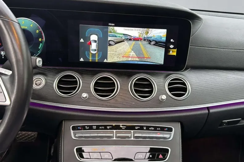 Mercedes-Benz E 300 din 2022 cu 94.335 km - oferta MER153061 - foto 12