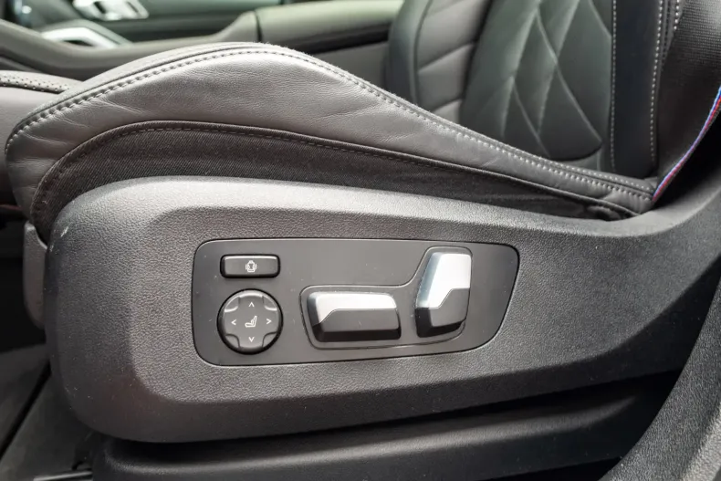 BMW X6 din 2023 cu 51.676 km - oferta BMW153068 - foto 30