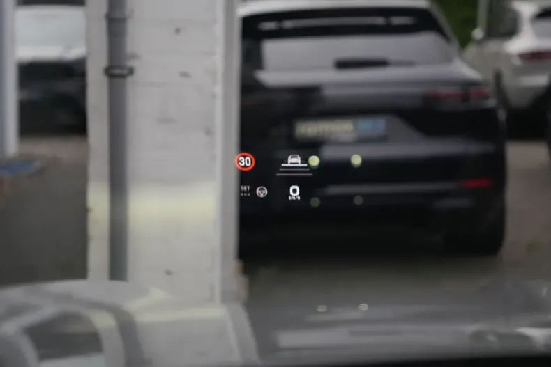 Porsche Cayenne din 2024 cu 16.900 km - oferta POR153071 - foto 24