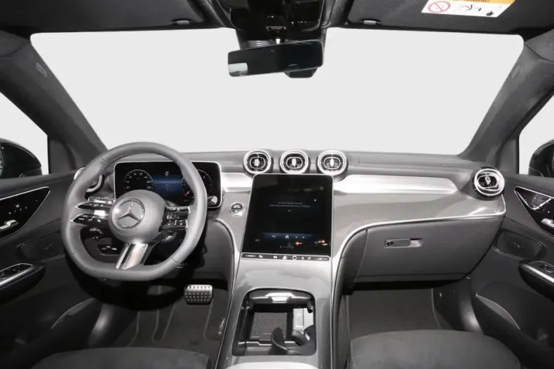 Mercedes-Benz GLC 220 din 2025 cu 15.000 km - oferta MER153073 - foto 6