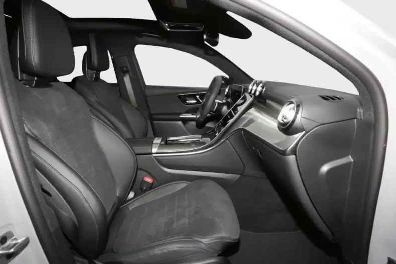 Mercedes-Benz GLC 220 din 2025 cu 15.000 km - oferta MER153073 - foto 7