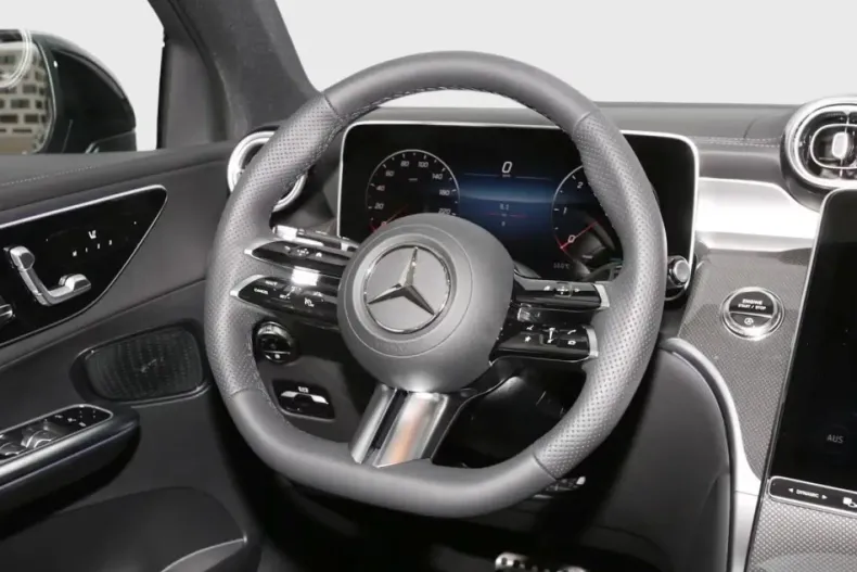 Mercedes-Benz GLC 220 din 2025 cu 15.000 km - oferta MER153073 - foto 9