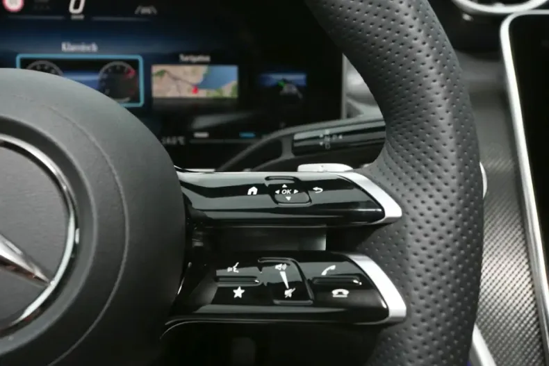 Mercedes-Benz GLC 220 din 2025 cu 15.000 km - oferta MER153073 - foto 12