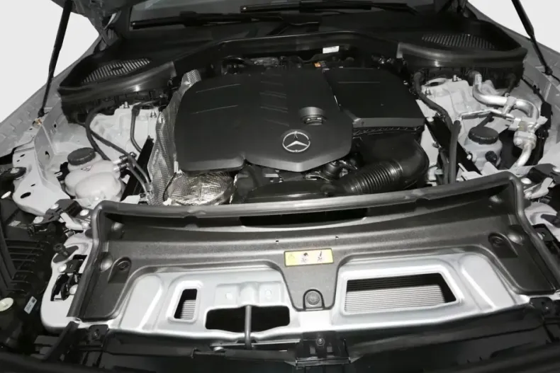 Mercedes-Benz GLC 220 din 2025 cu 15.000 km - oferta MER153073 - foto 17