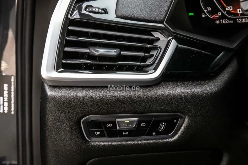 BMW X5 M50 din 2022 cu 63.818 km - oferta BMW153078 - foto 11