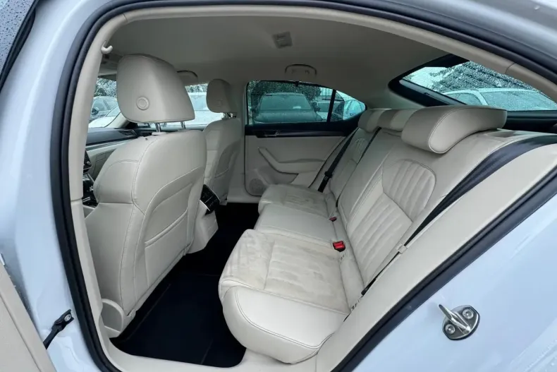 Skoda Superb din 2022 cu 94.255 km - oferta SKO153080 - foto 10