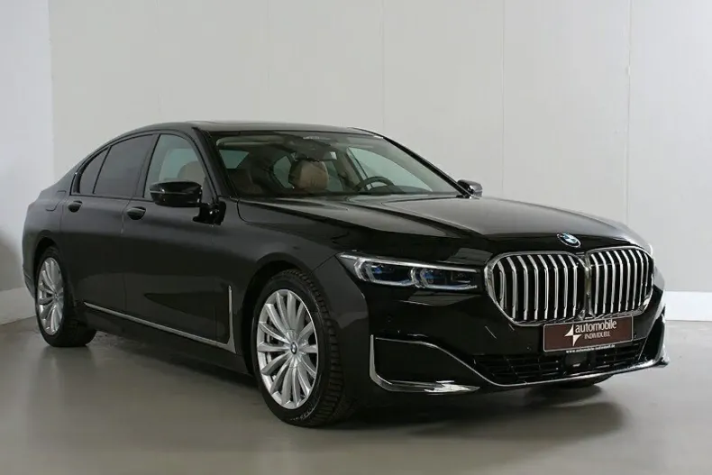 BMW 740 din 2020 cu 82.100 km - oferta BMW153081 - foto 2
